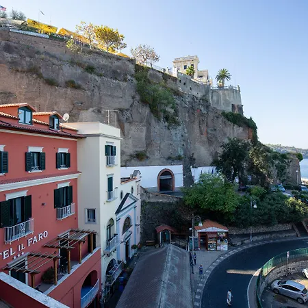 Il Faro Szálloda 3*