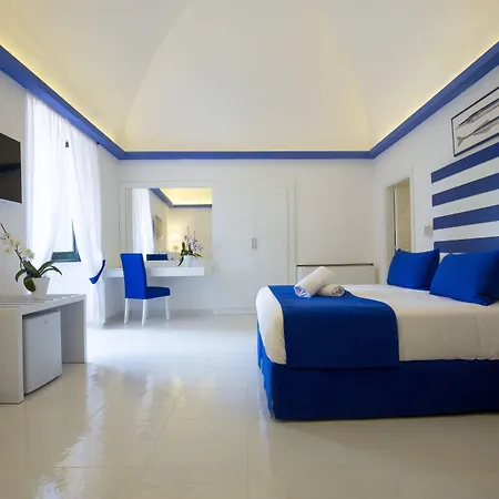 イル ファーロ 3* ソレント