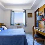 Hotel Il Faro 3*