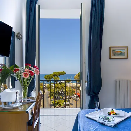 Il Faro 3* Sorrento