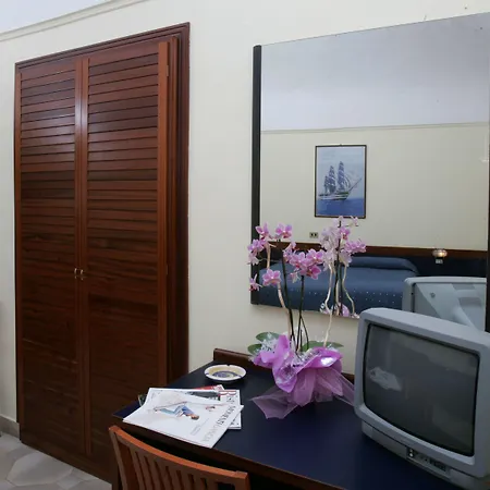 Il Faro Hotel 3*