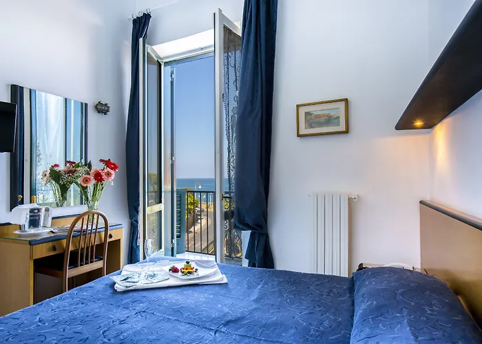 Il Faro Ξενοδοχείο 3*