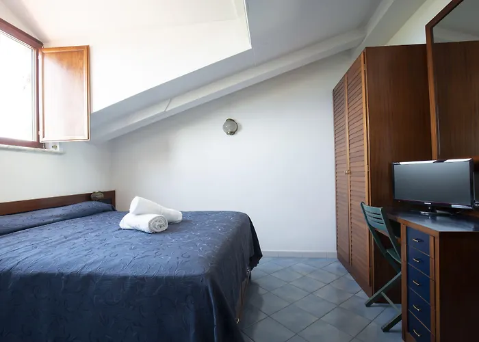 Ξενοδοχείο Il Faro 3*