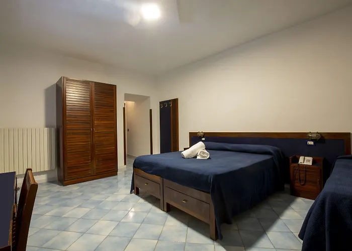 Il Faro Ξενοδοχείο 3*