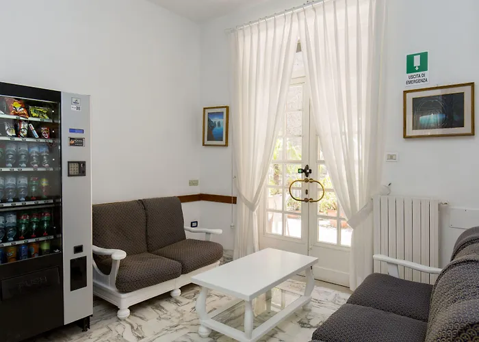 Il Faro Ξενοδοχείο 3*