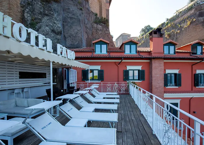 Il Faro Ξενοδοχείο 3*